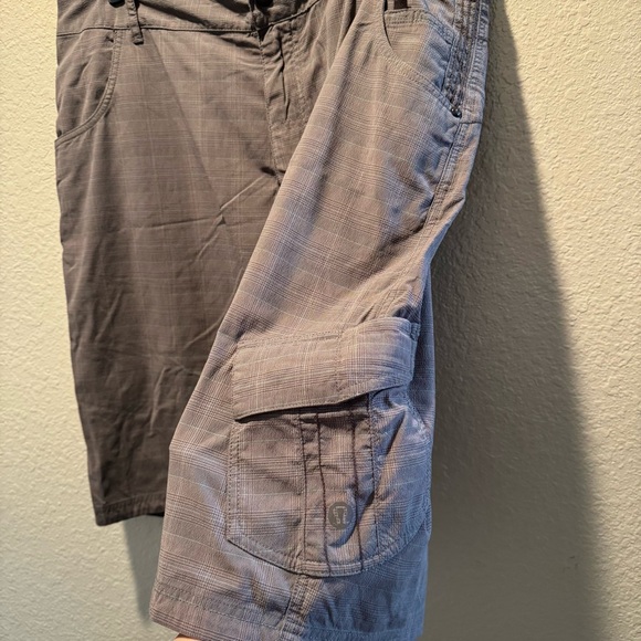 Lululemon Men’s size 40 Tan Plaid Shorts 13” - Picture 6 of 7